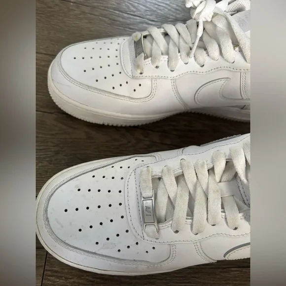 Men’s White Nike Air Force 1 ‘07 - Size US 8.5 - Picture 2 of 8